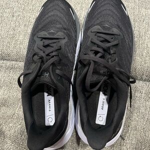 Hoka Arahi 6 - Men’s Size 9D